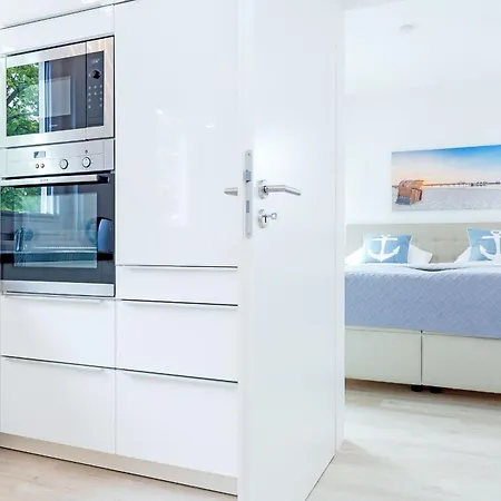 Am Ring 22 Sandburg * Kellenhusen