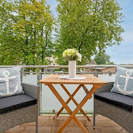 Am Ring 22 Sandburg * Kellenhusen